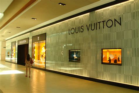 sede louis vuitton rio de janeiro|louis vuitton shopping village mall.